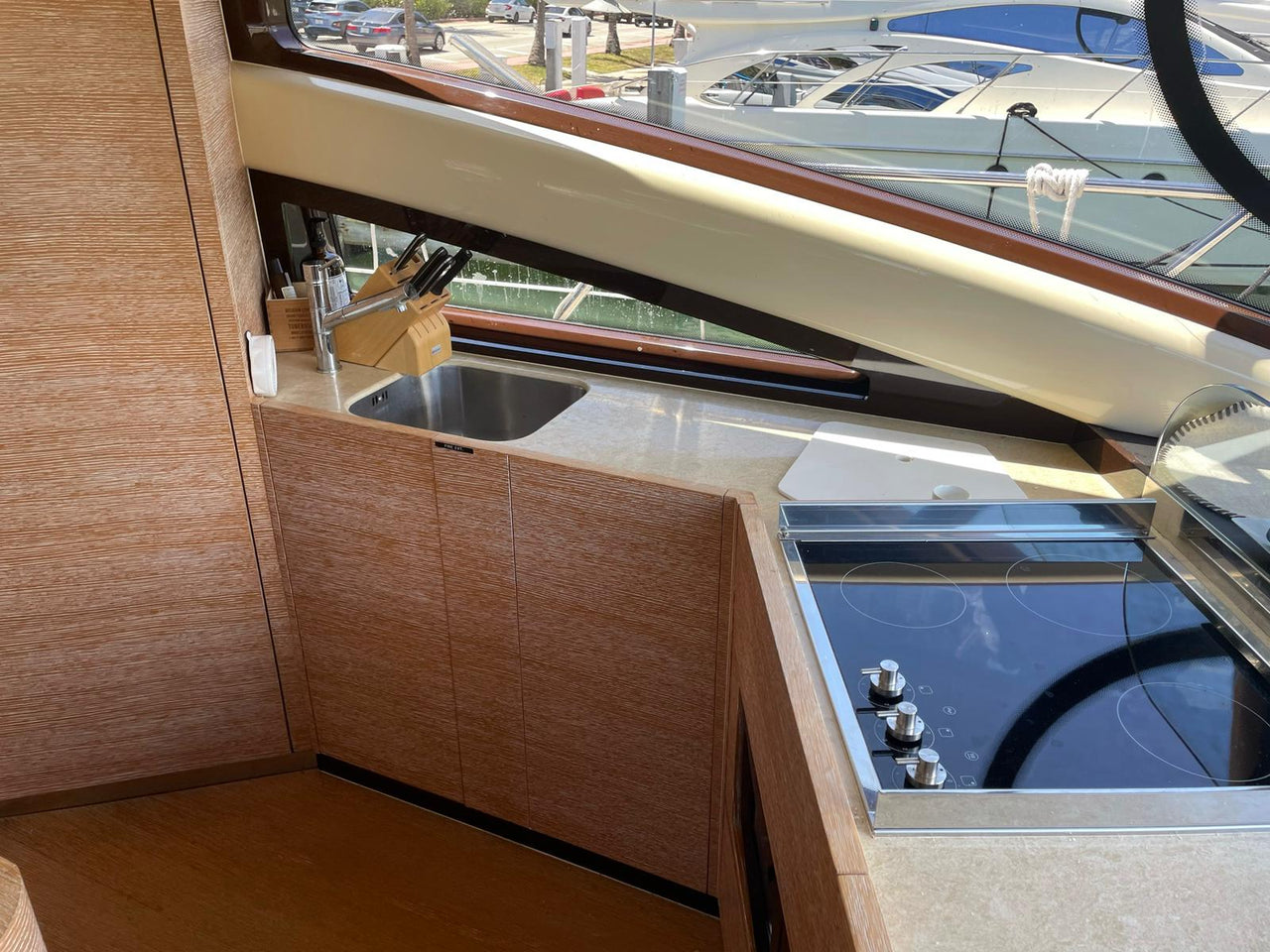 Flybridge Azimut 55