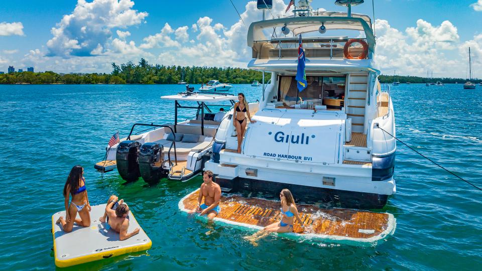 Sunseeker Manhattan 74 pieds