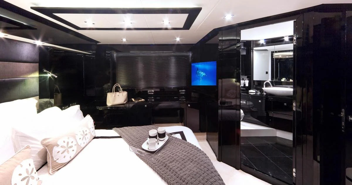 Sunseeker Predator 74 ft.