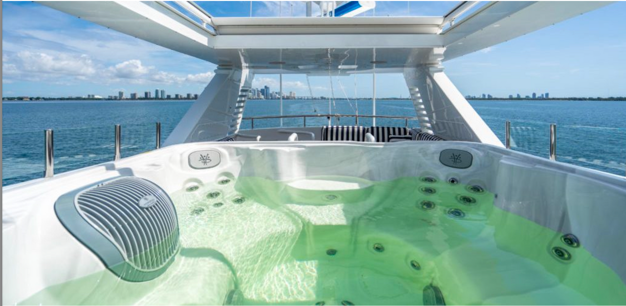 Quantum 145 pieds